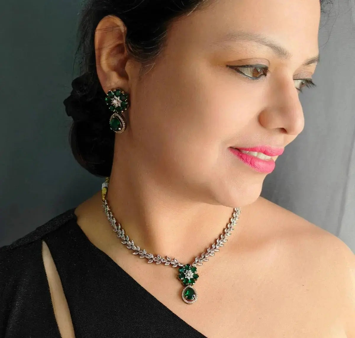 Elegant Green Floral Necklace Set for Women | Drop Pendant Earrings Set Crystal Imitation Jewellery | ImiStyleJewellery - Imistyle Jewellery