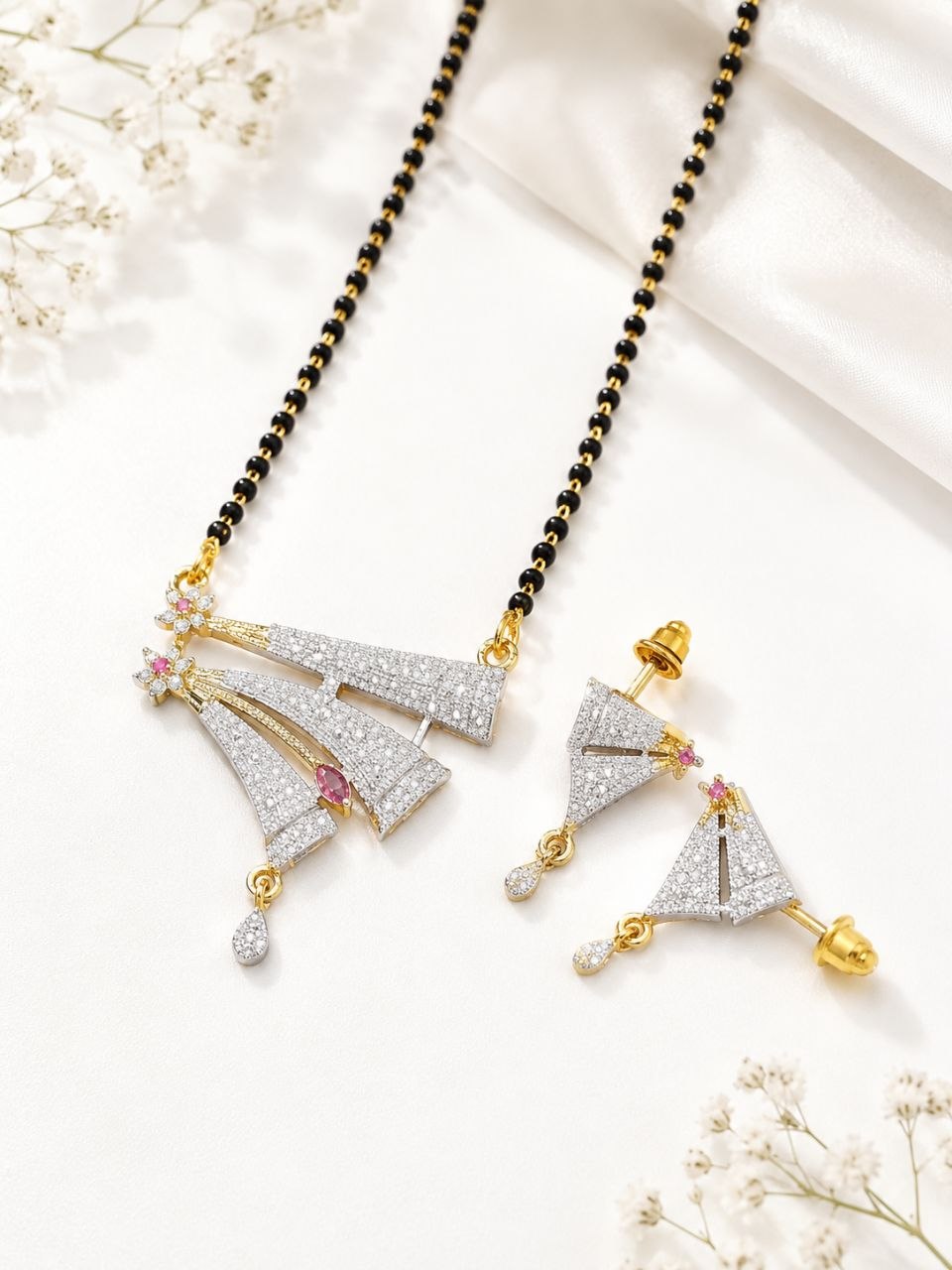 Luxury AD Fan Design Mangalsutra Set with Matching Earrings