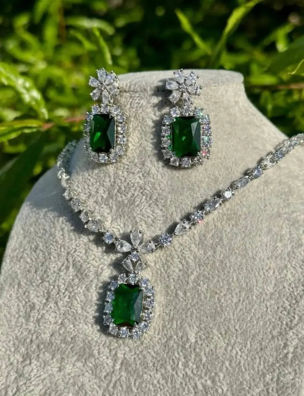 Elegant Blue Stone Necklace Set for Women | Crystal Halo Pendant Earrings Set Imitation Jewellery | ImiStyleJewellery - Imistyle Jewellery