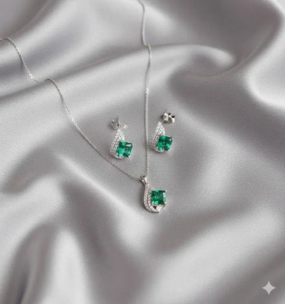 Emerald Green Crystal Pendant Set for Women | Minimal Necklace & Earrings Set Imitation Jewellery | ImiStyleJewellery - Imistyle Jewellery