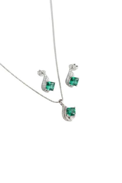 Emerald Green Crystal Pendant Set for Women | Minimal Necklace & Earrings Set Imitation Jewellery | ImiStyleJewellery - Imistyle Jewellery